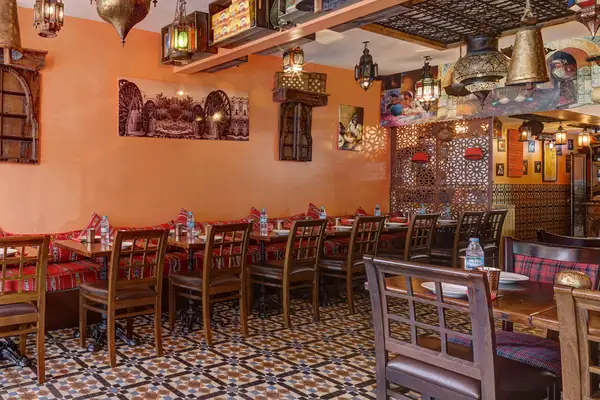 Tarboush restaurant, Watford - photo 2